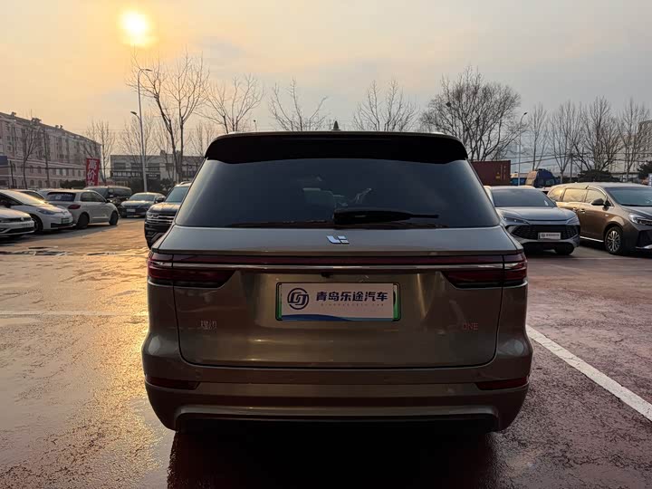 Фото 5 - LiXiang One