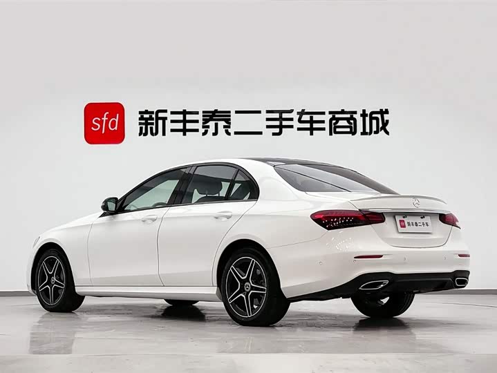 Фото 6 - Mercedes-Benz E-Class