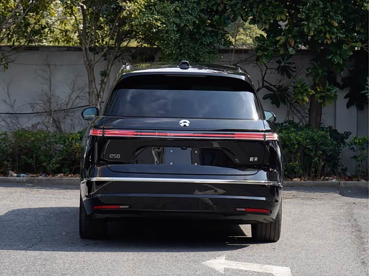 Фото 7 - Nio ES8