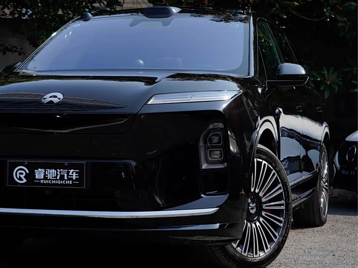 Фото 8 - Nio ES8