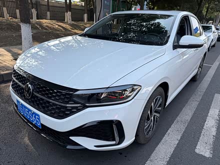 Фото 1 - Volkswagen Lavida