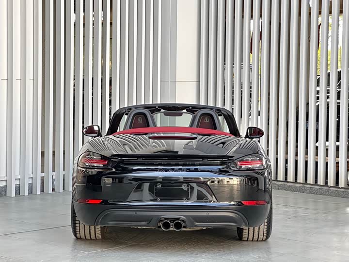 Фото 8 - Porsche 718
