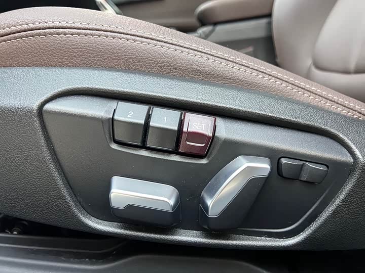 Фото 8 - BMW 1 Series