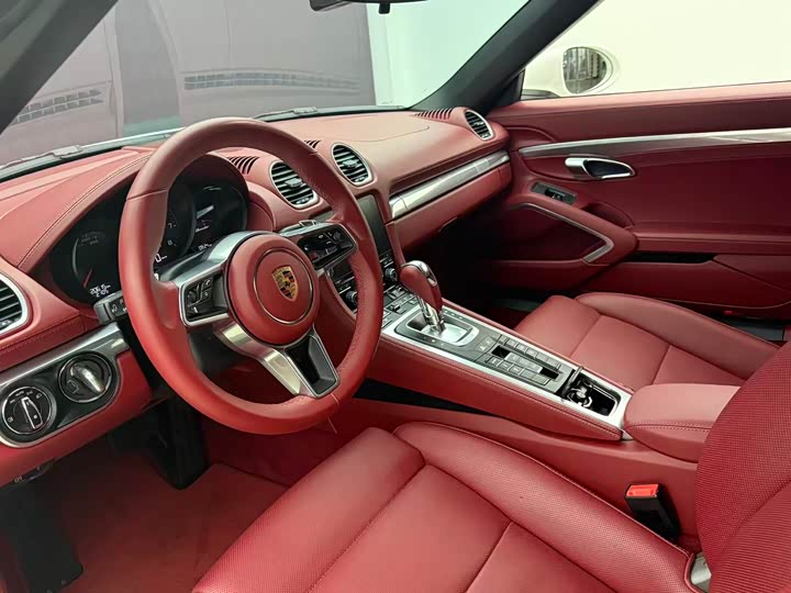 Фото 2 - Porsche 718