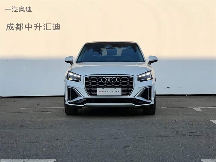 Фото 2 - Audi Q2L