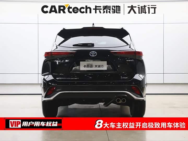 Фото 8 - Toyota Crown Kluger