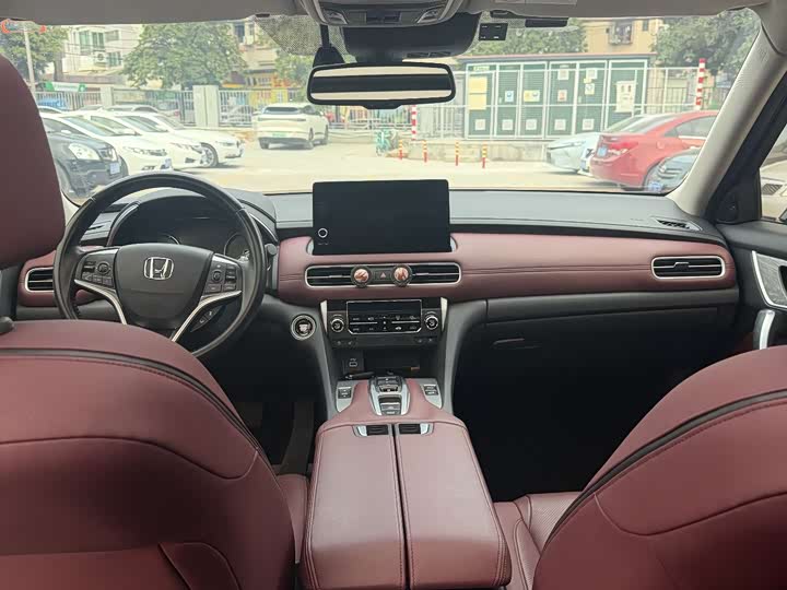 Фото 9 - Honda Avancier