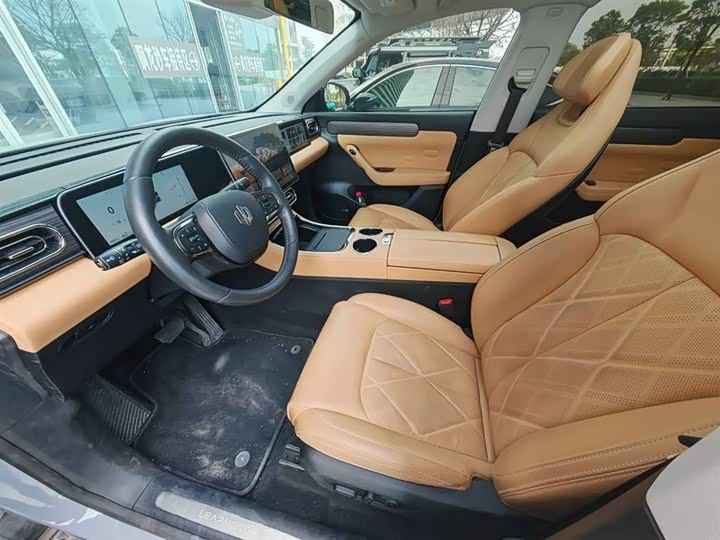 Фото 7 - Leapmotor C11