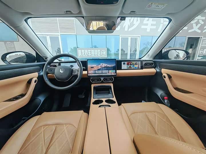 Фото 9 - Leapmotor C11