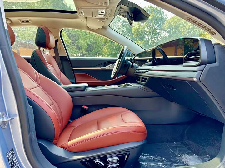 Фото 9 - Lincoln Z (Zephyr)