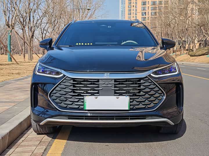 Фото 2 - BYD Tang Hybrid/EV