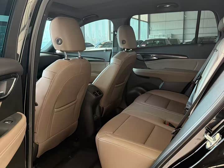Фото 8 - Buick Envision Plus