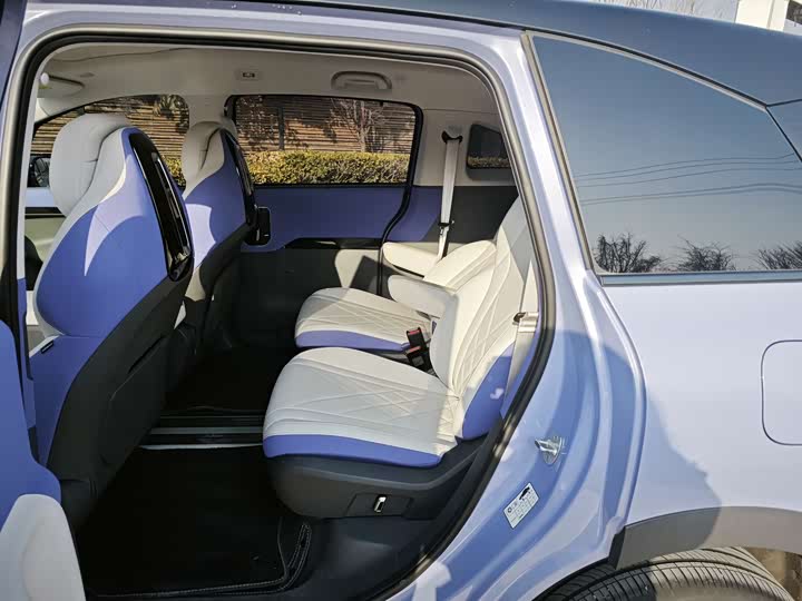 Фото 9 - BAIC Arcfox Kaola