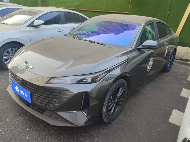 Фото 1 - Changan Yida