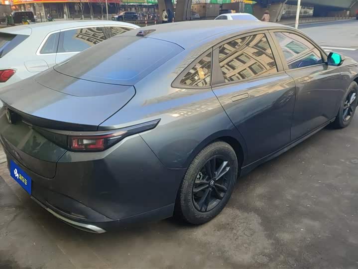 Фото 3 - Changan Yida