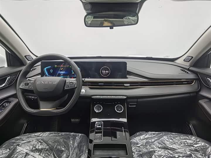 Фото 5 - Exeed LX C-DM Hybrid