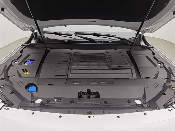 Фото 6 - Exeed LX C-DM Hybrid