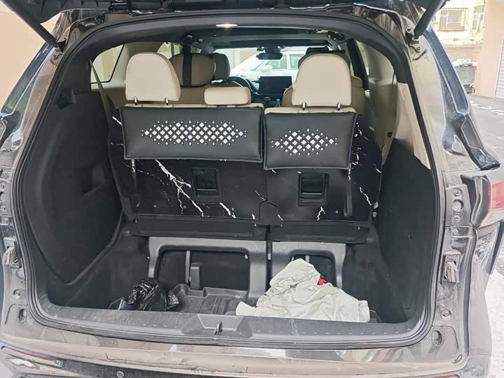 Фото 4 - Toyota Granvia