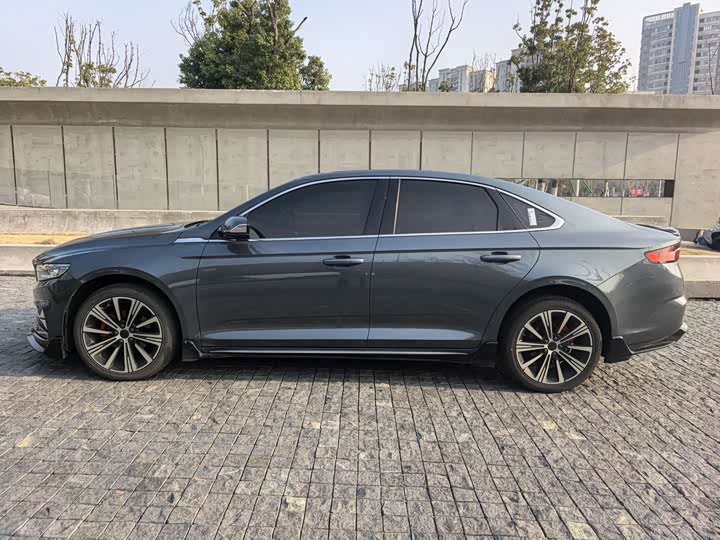 Фото 7 - Geely Preface