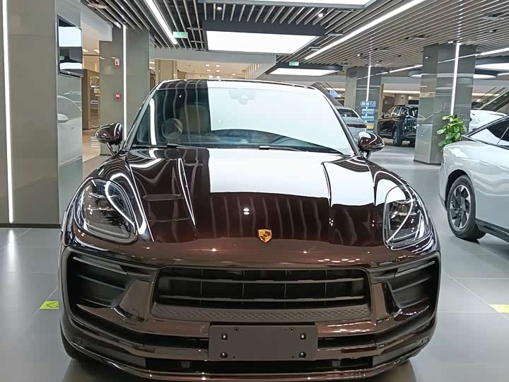 Фото 2 - Porsche Macan