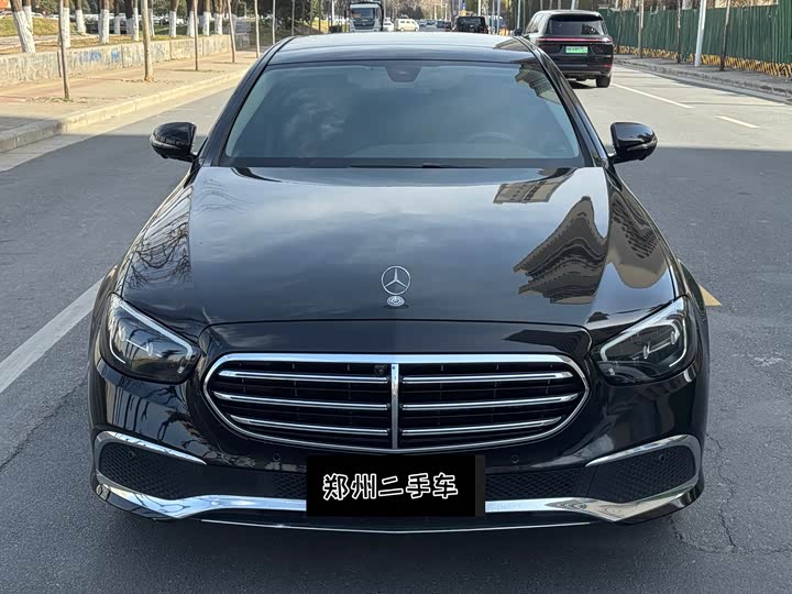 Photo 2 - Mercedes-Benz E-Class