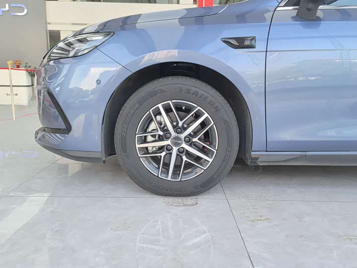 Фото 3 - BYD Seal 05 DM-i Hybrid