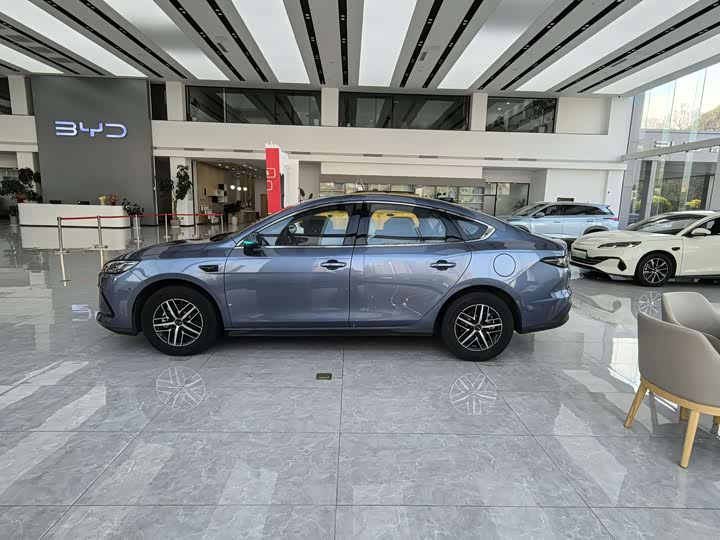 Фото 4 - BYD Seal 05 DM-i Hybrid