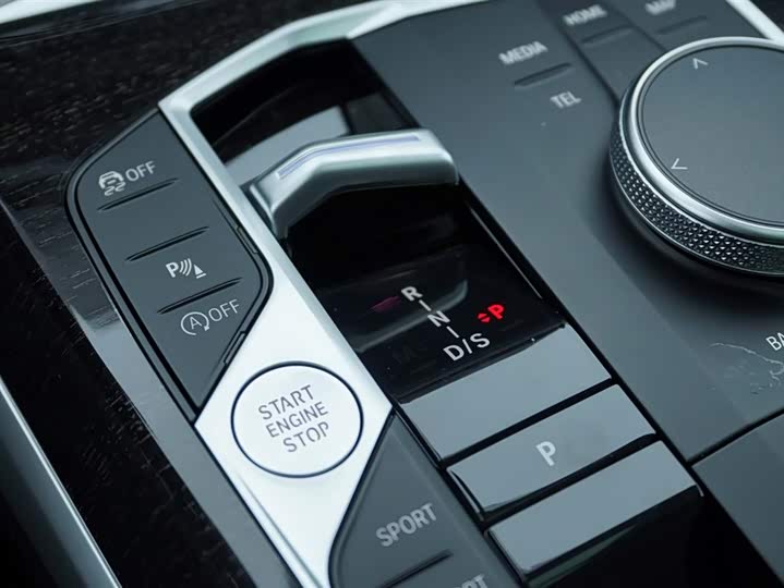 Фото 9 - BMW 3 Series