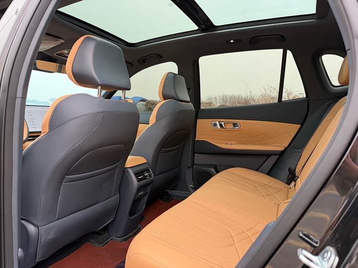 Фото 5 - Geely Galaxy Starship 7