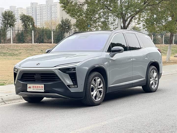 Фото 1 - Nio ES8