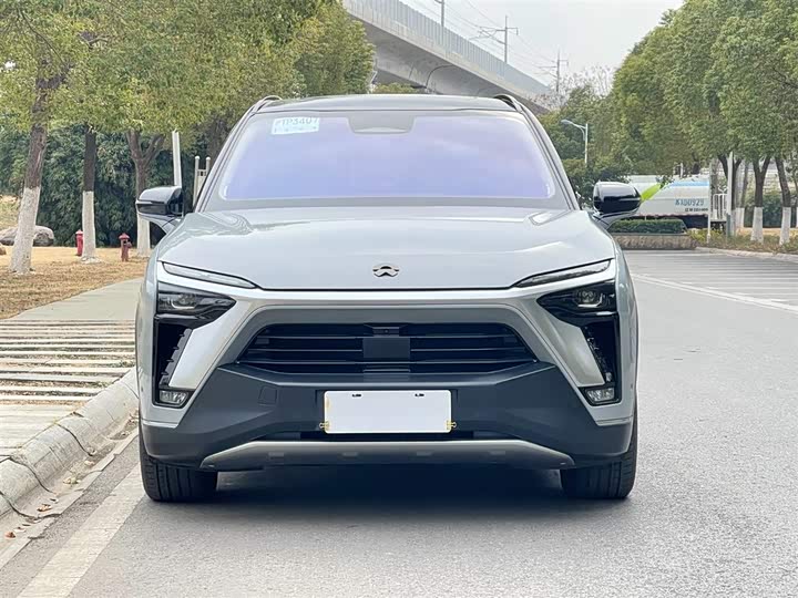 Фото 3 - Nio ES8