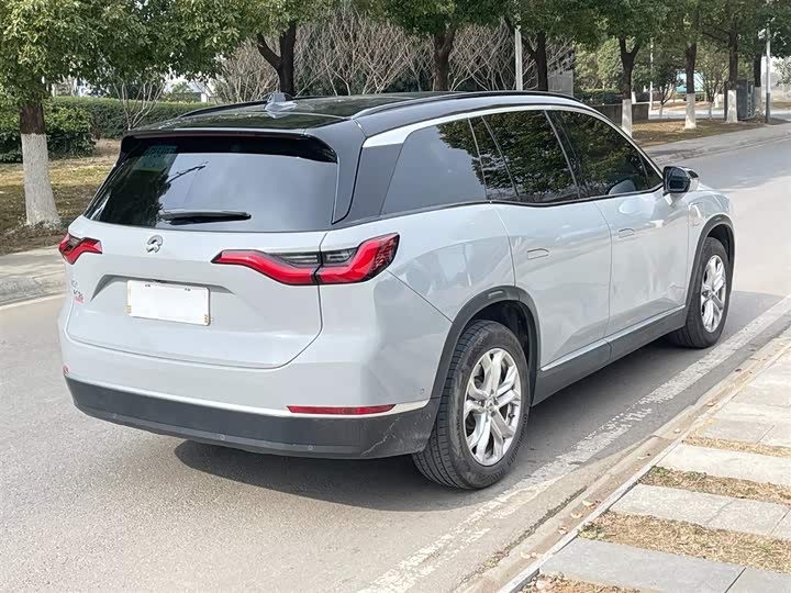 Фото 7 - Nio ES8