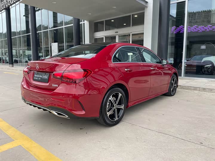 Фото 8 - Mercedes-Benz A-Class