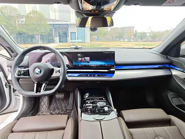 Фото 4 - BMW 5 Series