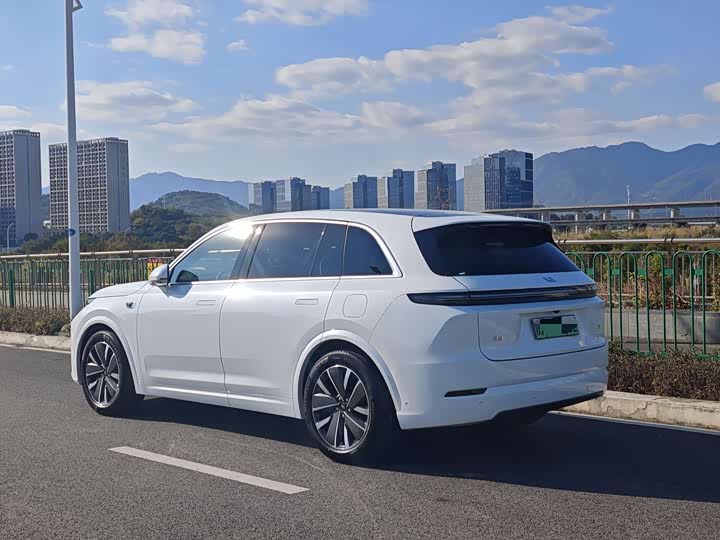 Photo 3 - LiXiang L7