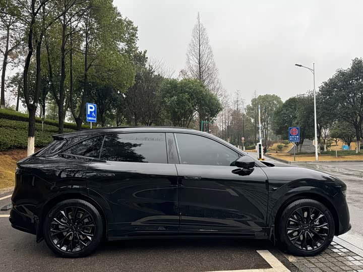 Фото 5 - Zeekr 7X
