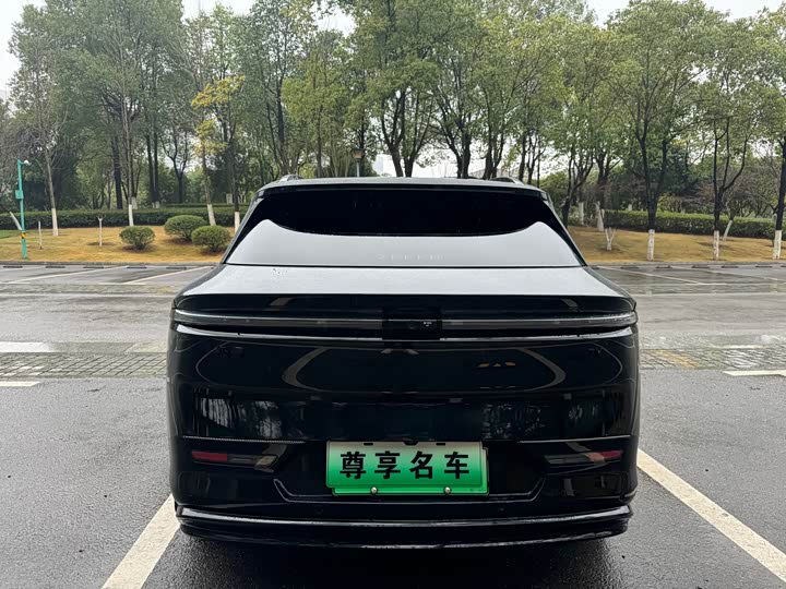 Фото 8 - Zeekr 7X