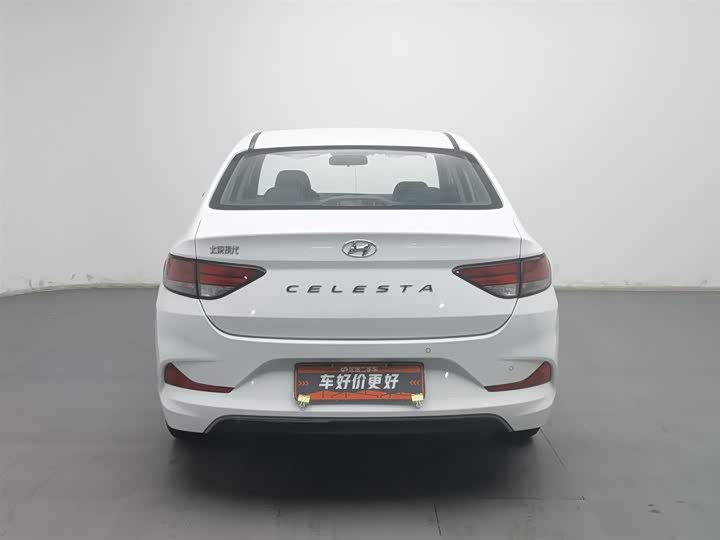 Фото 4 - Hyundai Celesta