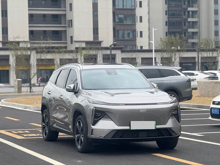 Фото 1 - Geely Galaxy L7