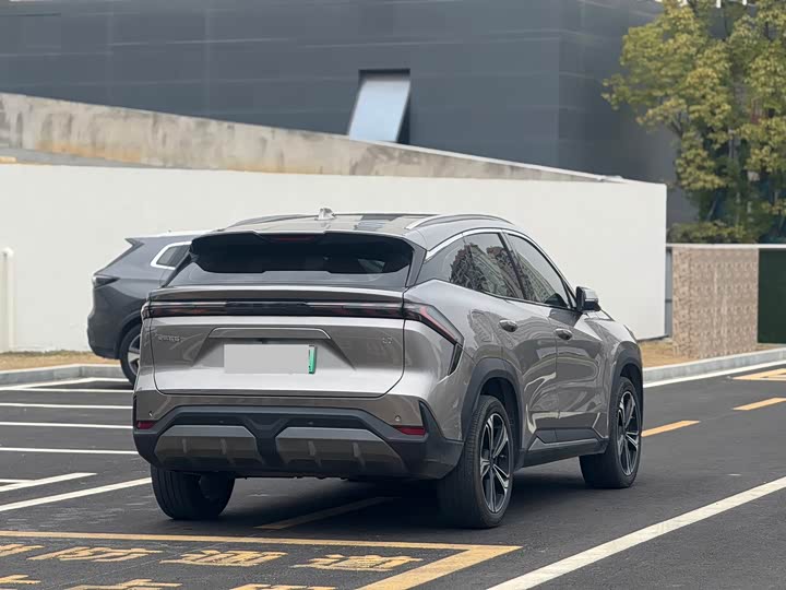 Фото 6 - Geely Galaxy L7