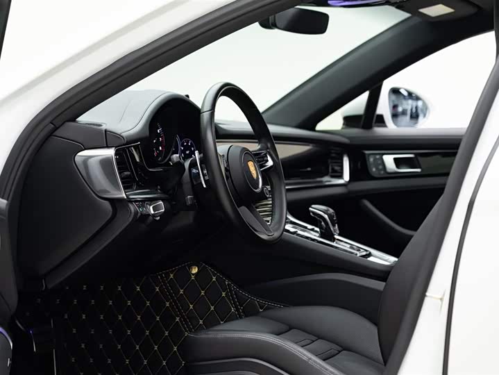 Фото 8 - Porsche Panamera Hybrid
