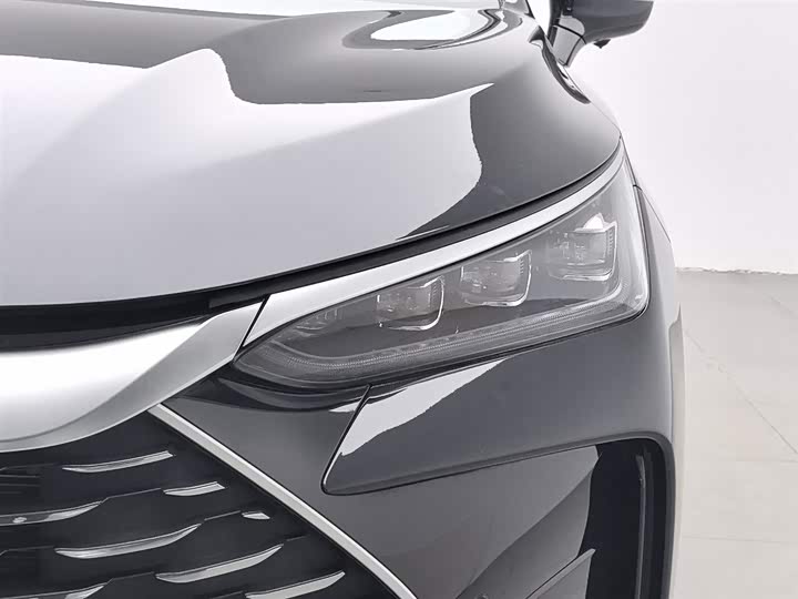 Фото 7 - BYD Tang Hybrid/EV