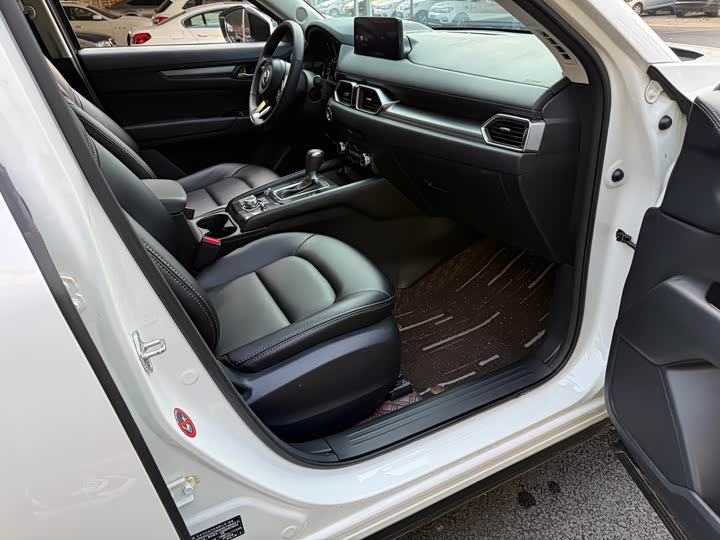 Photo 9 - Mazda CX-5