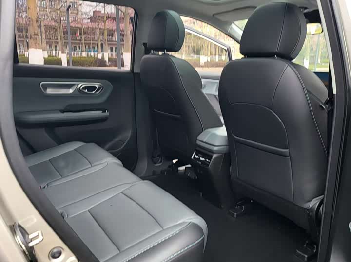 Фото 6 - GAC Aion Y