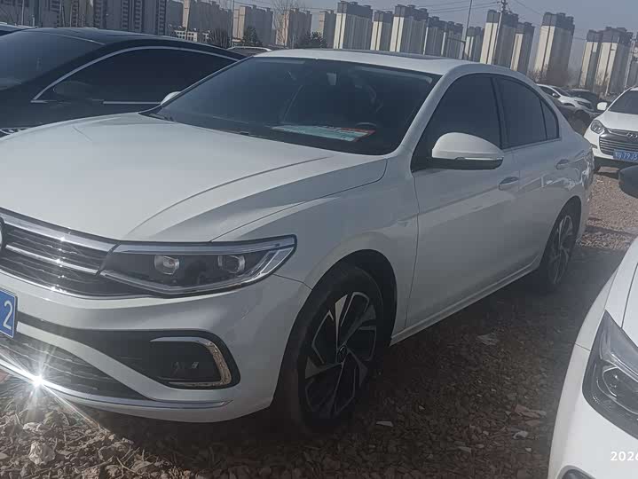 Фото 1 - Volkswagen Bora