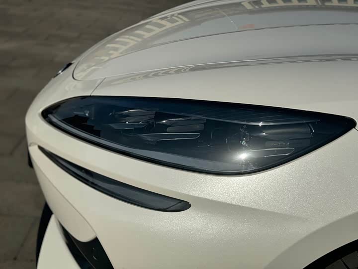 Фото 9 - Denza Z9GT