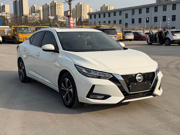 Фото 3 - Nissan Sylphy