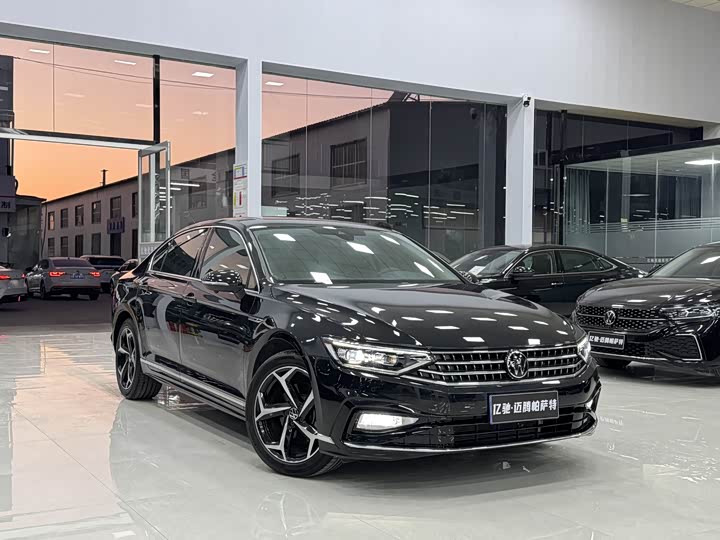 Фото 3 - Volkswagen Magotan