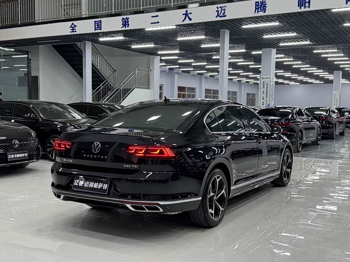 Фото 6 - Volkswagen Magotan