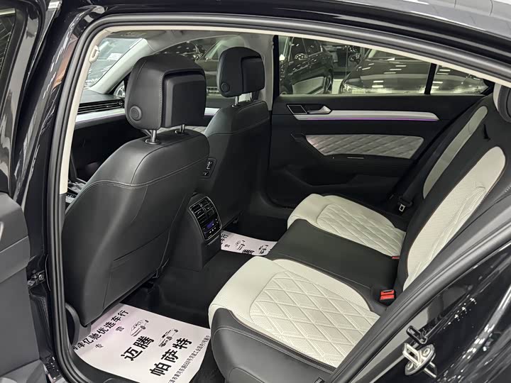 Фото 8 - Volkswagen Magotan